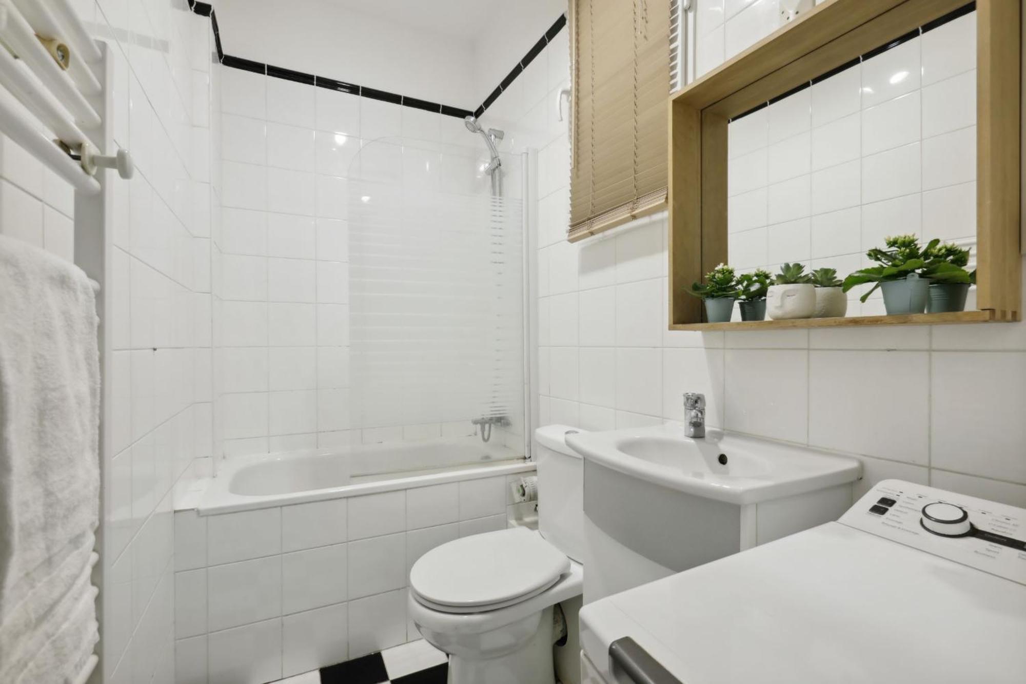 Le Marais & Place Des Vosges - Cityapartmentstay Paryż Zewnętrze zdjęcie