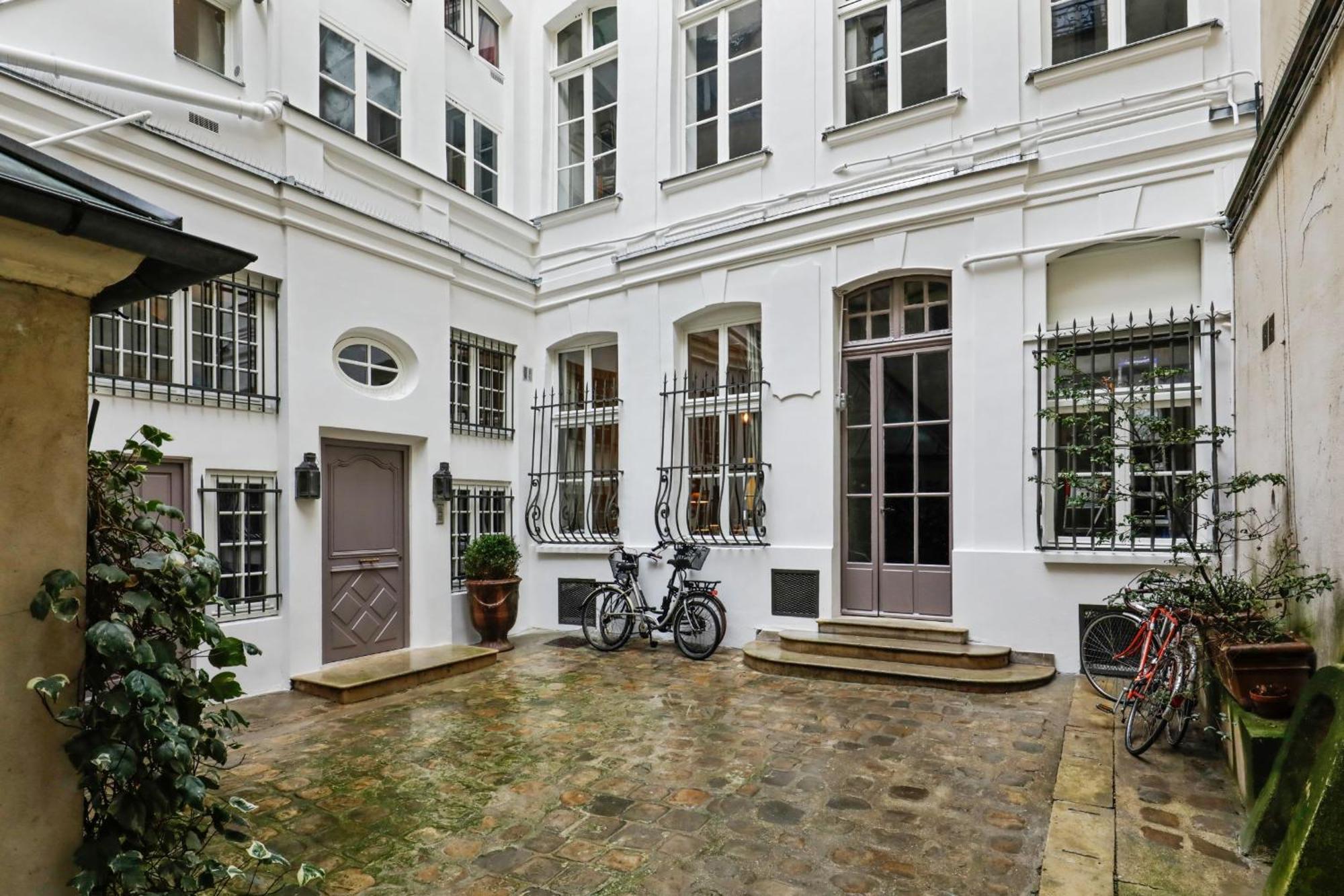 Le Marais & Place Des Vosges - Cityapartmentstay Paryż Zewnętrze zdjęcie